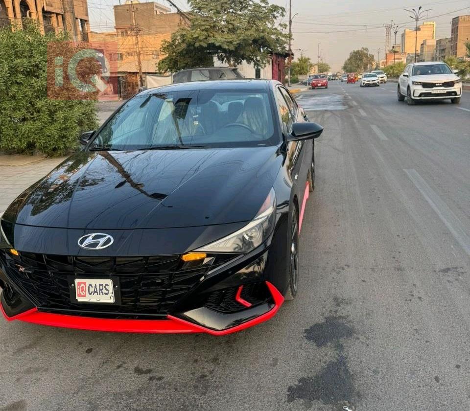 هیۆندای ئەلەنترا